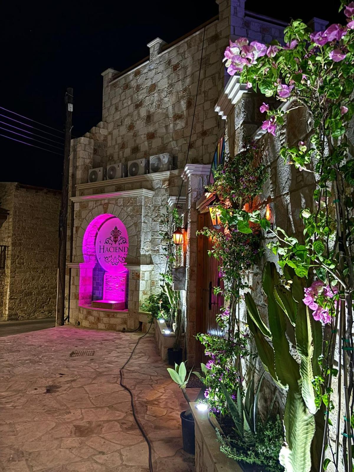 La Hacienda Cyprus Hotel Limassol Kültér fotó